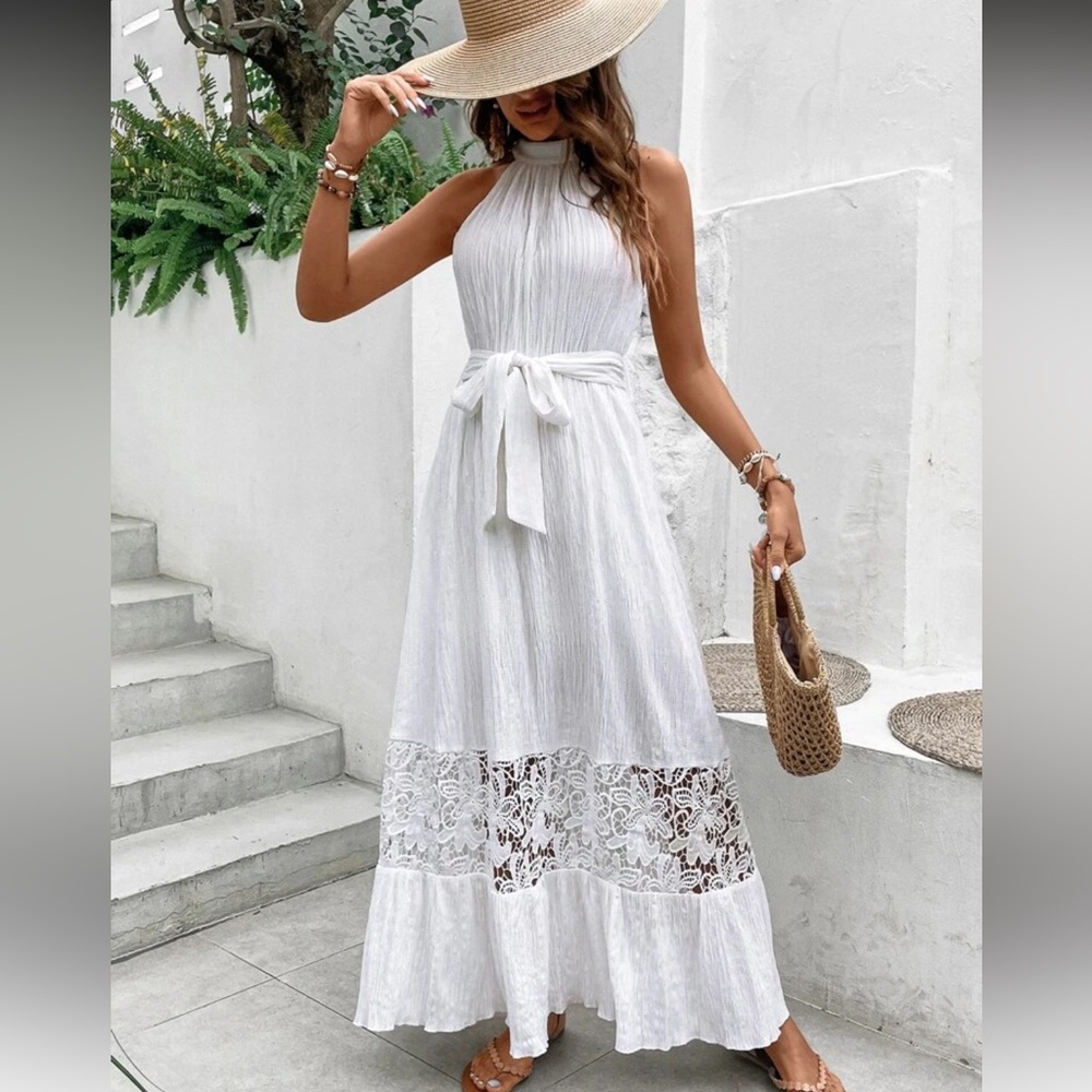 Boho lace insert belted halter maxi dress - Picture 5 of 6